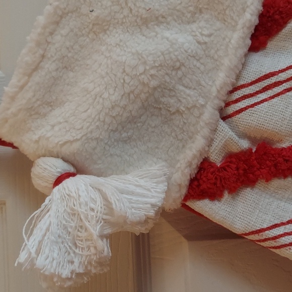 CANDY CANE STRIPED RED 18 INCH SHERPA CHRISTMAS STOCKING BNWT SO 1 LEFT! - Picture 2 of 5